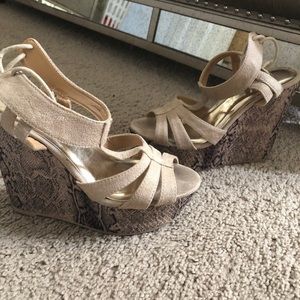 Snakeskin wedges size 8